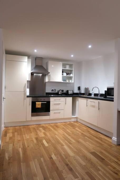 ***Spotless, Bright 1 Double Bed Apartment*** Bath Zewnętrze zdjęcie