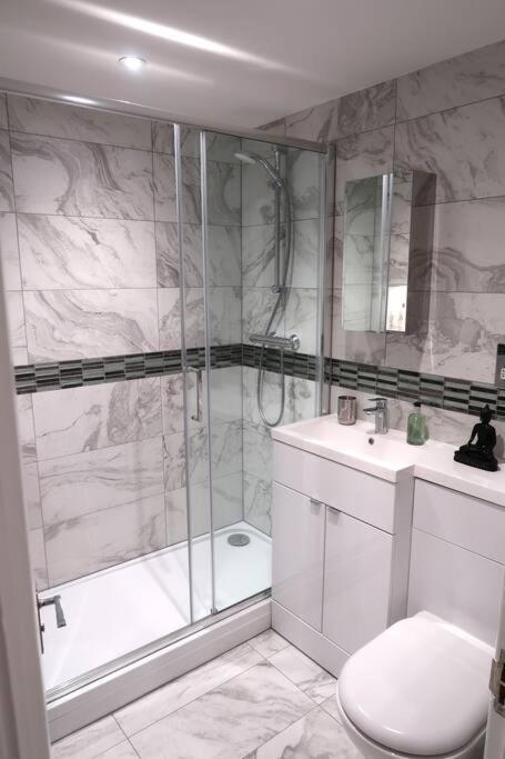 ***Spotless, Bright 1 Double Bed Apartment*** Bath Zewnętrze zdjęcie